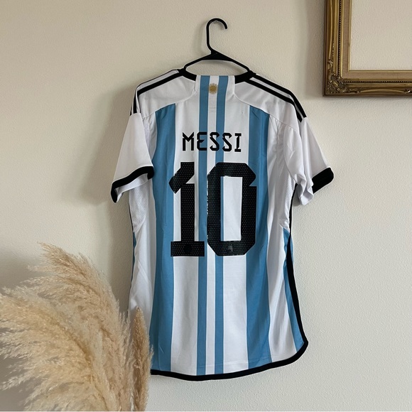 Messi Argentine World Cup Jersey - Picture 3 of 3